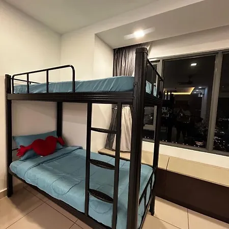 Damen Suite Subang Jaya Exterior photo
